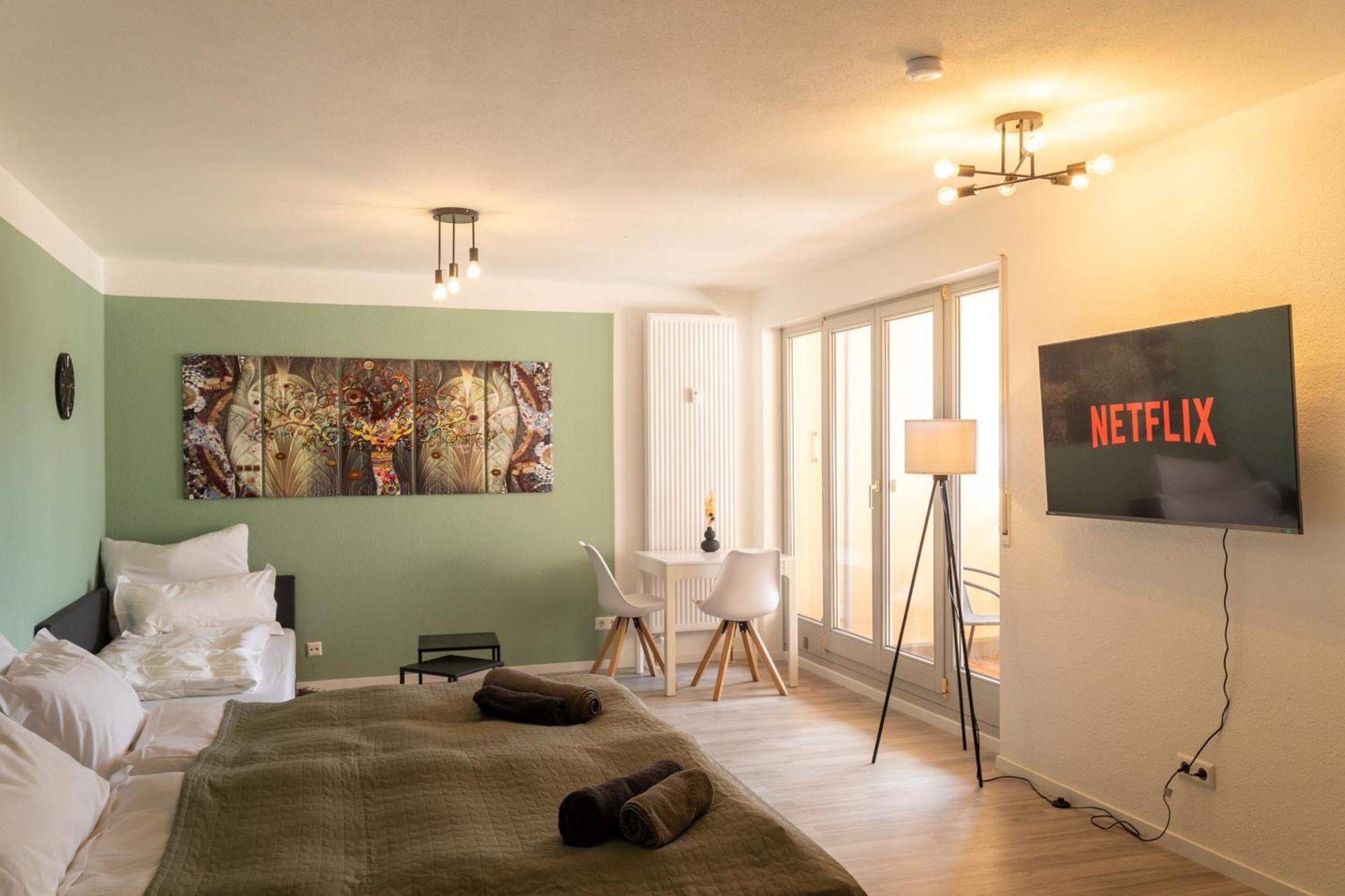 Home Shanti - Studio, Suedvorstadt, Balkon, Tv Лейпциг Экстерьер фото