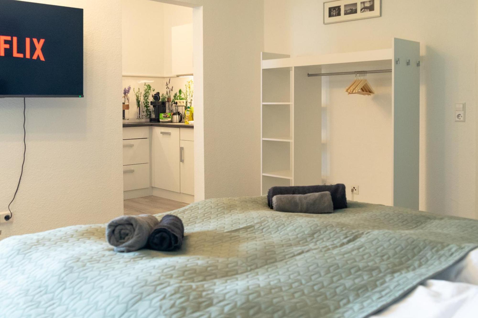 Home Shanti - Studio, Suedvorstadt, Balkon, Tv Лейпциг Экстерьер фото